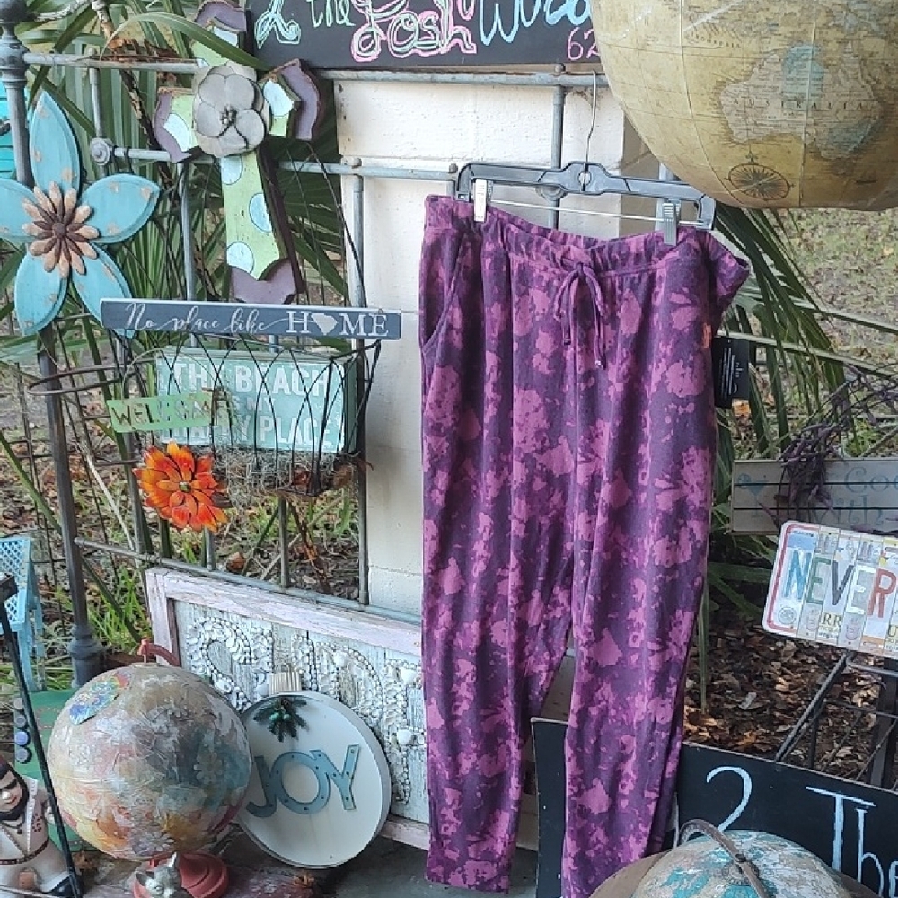 NWT maroon tie dye print Drawstring lounge/sweat Pants